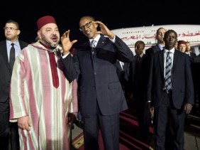 Mohammed VI chez Paul Kagame. D. R.
